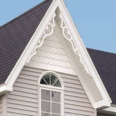 gingerbread trim...  pretty Gable End Porch Ideas, Farmhouse Victorian Decor, House Trim Exterior, Dutch Gable, Folk Victorian House, Gothic Farmhouse, Soap Store, Farmhouse Trim, Gingerbread Trim