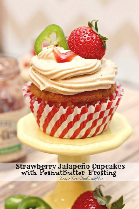 Jalapeno Desserts, Spicy Baking Recipes, Spicy Cupcake Recipes, Jalapeno Cupcakes, Sweet And Spicy Desserts, Weird Cake Flavors, Weird Cupcake Flavors, Weird Cupcakes, Unusual Cupcakes