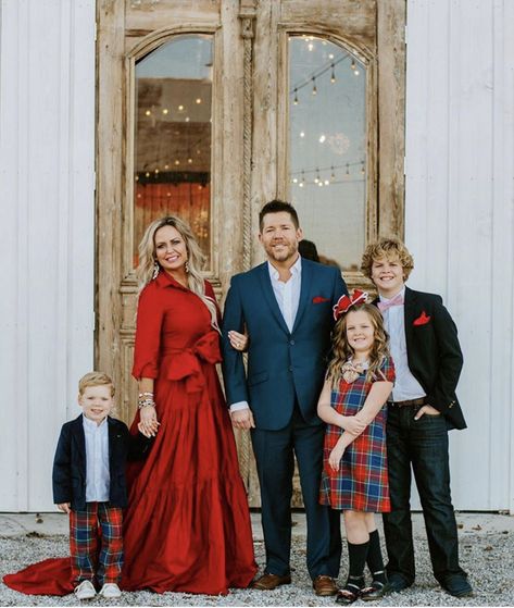 Fancy Holiday Family Pictures, Blue Christmas Pictures Family, Christmas Plaid Family Photos, Tartan Plaid Christmas Family Pictures, Red Dress Christmas Pictures Family, Red Dress Family Pictures, Plaid Christmas Family Photos, Red Family Photo Outfits, Dressy Christmas Family Pictures