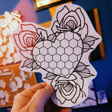 😈Lucian B😈 on Instagram: “Honeycomb heart, because I love honey.  Dm to book it” Lotus Blossom Tattoos, Honeycomb Heart, Honeycomb Tattoo, Practice Drawing, Honey Rose, Love Tattoo, Bee Honeycomb, Lotus Blossom, Pattern Tattoo