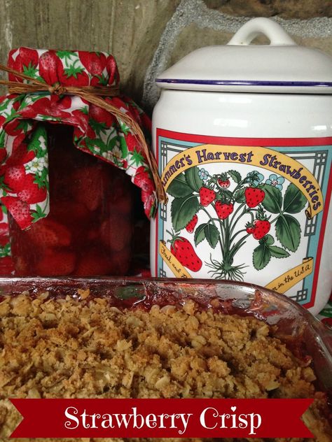 Turnips 2 Tangerines: Strawberry Crisp made with Homemade Strawberry Pie Filling Canned Strawberry Pie Filling Recipe, Homemade Strawberry Pie Filling, Homemade Strawberry Pie, Strawberry Crisp Recipe, Easy Strawberry Pie, Leftover Strawberries, Wisconsin Food, Canned Strawberries, Strawberry Crisp