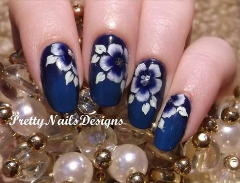 Navy Blue Flower Nail Designs, Dark Blue Nails With Flower Design, Blue Nails Cute, Blue Floral Nails, Navy Nail Art, Background Nail, Light Pink Nail Designs, Purple Ombre Nails, Dark Blue Nails