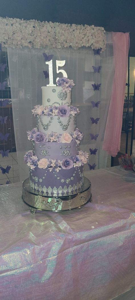 Lavender Quinceanera Ideas, Purple Quinceanera Ideas, Butterfly Quinceanera Theme, Purple Quinceanera Theme, Lavender Quinceanera Dresses, Lavender Quinceanera, 15 Party Ideas Quinceanera, Purple Sweet 16, 15 Party Ideas