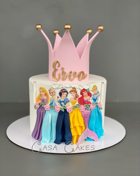 Disney Princesses Cake Design, Princes Cakes Birthday Simple, Disney Princess Cake Design, Princesses Cake, Small Princess Cake, Disney Princess Birthday Cake, Disney Princess Cake Ideas, Princess Cake Ideas, Happy Birthday Cake Girl