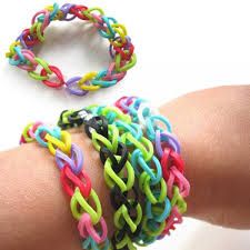 ♥ Loom Bands Tutorial, Rainbow Loom Bracelets Easy, Fishtail Bracelet, Loom Band Bracelets, Rainbow Loom Rubber Bands, Rainbow Loom Patterns, Rainbow Loom Bands, Loom Charms, American Girl Doll Furniture