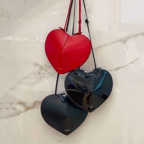 W20cm, H19cm Cow Leather Zip Closure One Compartment Adjustable Shoulder Strap Come with branded dust bag and box Heart Purse, Bags Cute, Cute Heart, Leather Bags, Heart Shape, Cow Leather, Leather Crossbody Bag, Leather Crossbody, Purses And Handbags