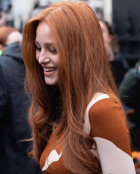 Madelaine Petsch Hair Color, Cheryl Blossom Hair, Madelaine Petsch Hair, Fendi Couture, Red Hair Inspo, Ginger Hair Color, Hair Color Auburn, Madelaine Petsch, Copper Hair