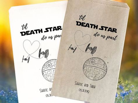 Star Wars Wedding Favors, Star Wars Candles, Star Wars Favors, Star Wars Themed Wedding, Vow Renewal Invitations, Star Wars Wedding Theme, Diy Your Wedding, Star Wars Stickers, Wedding Quote