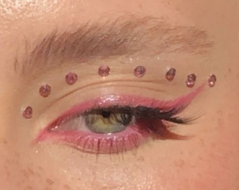 Maquillage On Fleek, Rhinestone Makeup, Valentines Makeup, Dope Makeup, Eye Makeup Designs, Creative Eye Makeup, Creative Makeup Looks, Eye Makeup Art, Makeup Goals