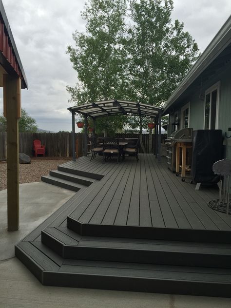 Trex Enhance Clamshell Deck Trex Deck Covered Patio, Simple Trex Deck Ideas, Long Decks Ideas, Deck Trex Colors, Black Pool Deck, Treks Deck, Deck With Ramp And Stairs, Trek Deck Ideas, Deck Ideas For Small Backyards