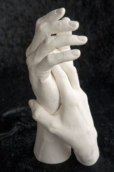 Register and bring a Friend to this Three Hour Class Learn how to use skin safe alginate and create a higly detaild artistic casting. Create a beaufiful sculpture that will have YOU as part of the art. Plaster Hands, Lovers Hands, Body Cast, Cast Art, Plaster Cast, Casting Kit, Plaster Sculpture, Hand Sculpture, Hand Reference