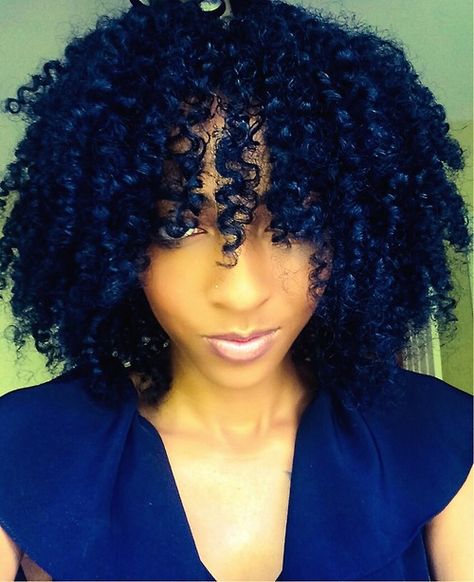 Cool Hair Color Ideas, Blue Natural Hair, Cabello Afro Natural, Blue Black Hair, Hair Black Women, Twisted Hair, Cool Hair, Split Hair, Beautiful Natural Hair