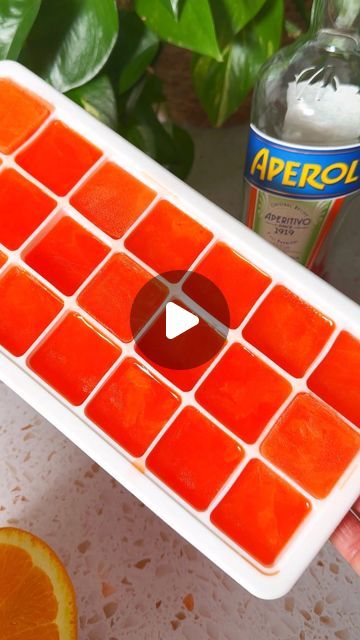 26K likes, 843 comments - liveeatlearn on June 28, 2024: "Summer Tip: Keep these Aperol Spritz Ice Cubes in your freezer until cocktail time, then add them to a glass with Prosecco and a slice of orange. Easiest cocktail ever! 🍊☀️🧊 These will be an ABSOLUTE HIT when you bring them out 🥂✨ For 10 cocktails you’ll need: 2 cups Aperol 1 cup orange juice 1 cup lemonade 2 750 mL bottles Prosecco Orange slices Comment 👉 “spritz” for the full guide (with flavor variations!) aperol | spritz | coc Peach Aperol Spritz, Aperol Ice Cubes, Aperol Spritz Ice Cubes, Spritz Cocktails, Aperol Spritz Recipe, Cocktails Summer, Summer Drink Cocktails, Drinks Summer, Orange Party