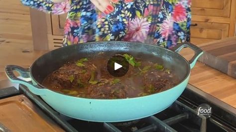 How to Make Ree's Retro Salisbury Steak | The Pioneer Woman, steak, Ree Drummond | The Pioneer Woman - Ree Drummond is bringing back the '70s classic: Salisbury Steak! See more recipes from Ree, Saturdays at 10a|9c and subscribe to... | By Food Network | Amazing Salisbury steak. So I'm making the meat mixture for the Salisbury steak now. So all it is is ground beef, seasoned breadcrumbs. I'm adding some dry mustard and a good old ingredient from the '70s, French onion soup mix. And I'm going to add about a tablespoon of it to the meat mixture, and then a spoonful of ketchup. Just to keep it down on the sphere of Earth, salt and pepper, and Worcestershire sauce. Nothing kind of new or earth-shattering about this combination. It's just good old Salisbury steak, like the kind you had at you Pioneer Woman Steak, Ree Drummond Recipes, Pioneer Woman Ree Drummond, Salisbury Steak, Ree Drummond, Dry Mustard, Onion Soup Mix, More Recipes, The Pioneer Woman