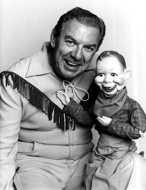 It's Howdy Doody Time! - 99% Invisible Howdy Doody, Creepy Vintage, Old Tv Shows, Vintage Tv, Tv Characters, Old Tv, Classic Tv, The Good Old Days, Vintage Photographs