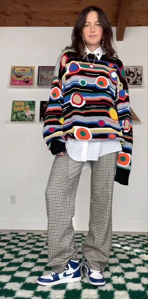 Masculine Maximalist Fashion, Soft Maximalism, Wide Trousers Outfit, Maximalist Outfit, Maximalist Outfits, Eclectic Outfits, Outfits Colorful, Maximalist Fashion, Lesbian Outfits