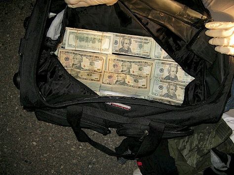 Money Duffle Bag, Jamie Bower, Top Luxury Cars, Army Pics, Money Stacks, Money Pictures, Jamie Campbell Bower, Money Goals, Million Dollars