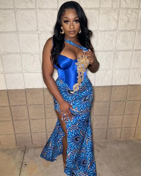 A Line Asoebi Styles, African Dresses With Corset, Ankara Styles With Corset, African Corset Dress Style, Corset Traditional Outfit, Asobi Corset Dress, Liputa Dress Styles, Ankara Dress With Corset, Blue Kente Dress