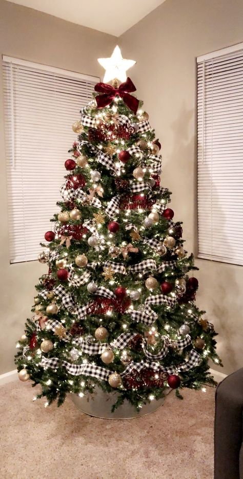 Buffalo Checkered Christmas Tree, Xmas Tress Ideas, Buffalo Checkered Christmas Decor, Christmas Checkered Decor, Christmas Tress Ideas Themed, Christmas Tress Ideas 2022, Black And White Buffalo Check Christmas Tree, Buffalo Plaid Christmas Decorations Tree, Christmas Tree Themes Rustic