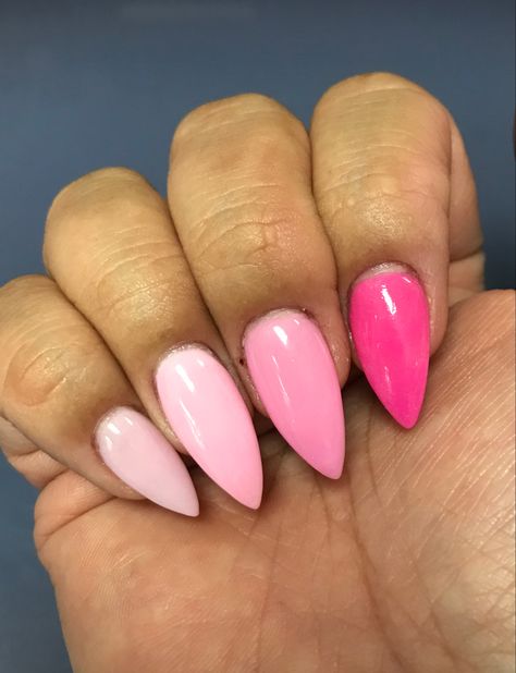 Pink Nails Monochromatic, Monochromatic Nails Pink, Monochromatic Pink Nails, Pink Monochrome Nails, Monochromatic Nails, Monochromatic Pink, Monochrome Nails, Sleek Jewelry, Pink Monochrome