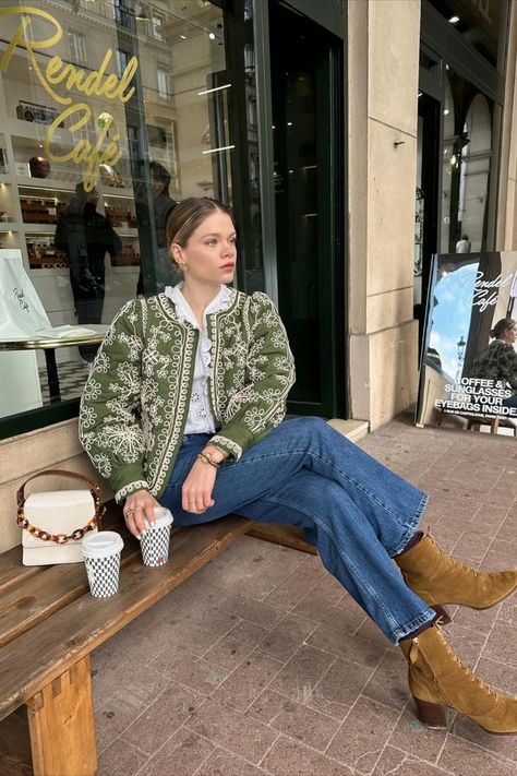 Sezane Winter, Embroidered Jacket Outfit, Embroided Jacket, Sezane Clothing, Sezane Outfit, Parisian Style Spring, Style Parisienne, Tan Boots, Europe Fashion