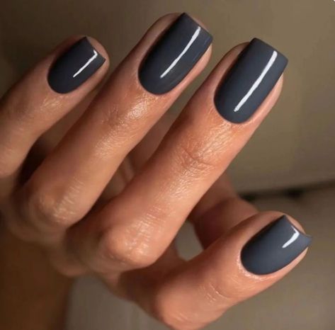 Dark Gray Dip Nails, Dark Gray Nails, Grey Nails Design, Gray Manicure, Slate Nails, Gel Shellac Nails, Dark Color Nails, Dark Gel Nails, Marble Acrylic Nails