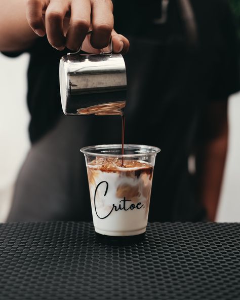 Make Iced Coffee, Ice Latte, Coffee Shop Branding, Coffee Shop Photography, How To Make Ice Coffee, Coffee Shot, Restaurant Photography, Palm Sugar, Cafe Shop Design