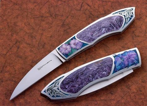 Knife Aesthetic, Cool Pocket Knives, Tactical Pocket Knife, Knife Stand, Pretty Knives, Dagger Knife, Knife Collection, Cool Knives, Pocket Knives