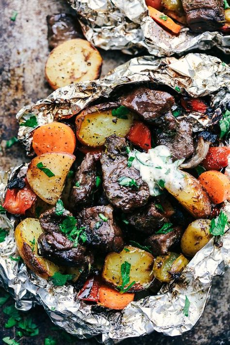 Butter Garlic Herb Steak Foil Packets Garlic Herb Steak, Steak Foil Packets, Tin Foil Dinners, Foil Packet Dinners, Foil Dinners, Foil Pack Meals, Foil Packet Meals, Foil Packets, Tin Foil