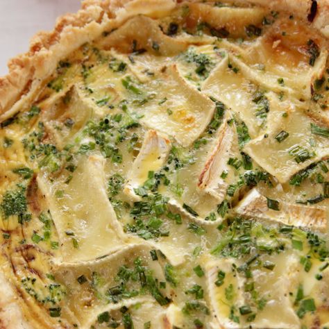 Brie Quiche, Best Easter Recipes, Broccoli Quiche Recipes, Filet Mignon Chorizo, Easter Recipes Dinner, Broccoli Quiche, Cheese Quiche, Easter Dinner Recipes, Quiche Recipe