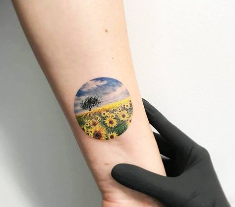 Sunflower fields tattoo by Eva Krbdk | Photo 17386 Flower Field Tattoo, Field Tattoo, Sunflower Tattoo Thigh, Tatuaje Cover Up, Sunflower Tattoo Sleeve, Sunflower Tattoo Shoulder, Catrina Tattoo, Tattoo Placements, Circle Tattoo