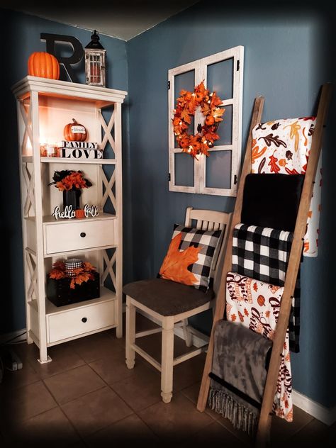 Fall Blanket Ladder Decor, Fall Blanket Ladder, Living Room Ladder, Decorating 2023, Decorative Ladders, Fall Decor Living Room, Farmhouse Dinnerware Sets, Blanket Ladder Decor, Farmhouse Dinnerware