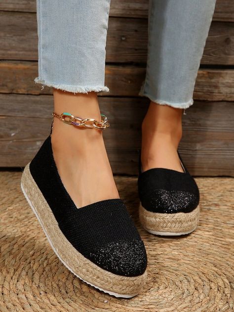 Black Vacation, Mia Bella, Espadrille Flats, Slip On Espadrilles, Women Flats, Snap Food, Couple Outfits, Womens Flats, Espadrilles