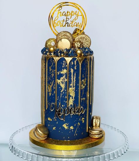 Renniescakery on Instagram: “Navy blue and gold is always a hit 🤩🤩💙💙 This gold drip tho👌🤩🤩 I call this my glam men’s cake 😍😍love it Topper @topptastic - - - - - - -…” Blue And Gold 40th Birthday Cake, Navy And Gold Cake For Men, Royal Blue And Gold Cake, Blue Gold Cake, Navy Blue Cake, Blue And Gold Cake, Blue Drip Cake, Royal Blue Cake, Architecture Cake