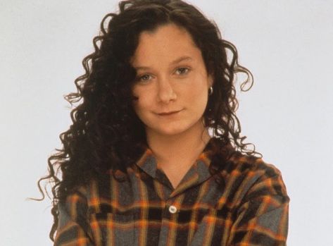 Sarcastic, witty, and determined, the iconic Darlene Conner continues to influence television shows—and young women. Darlene Conner, Sara Gilbert, Profound Quotes, Television Show, What If, Role Models, Curly Hair, Style Icons, Favorite Character