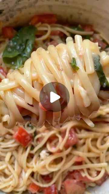 Recipes on Repeat on Instagram: "LINGUINI WITH TOMATOES AND BASIL 🍝 via: @dianemorrisey via: @mediterraneandietbeginner ~ ~ ~ ~ ~ ~ ~ ~ ~ ~ ~ ~ ~ ~ . . In the summer, I use fresh garden tomatoes. In the off season, I use smaller grape or cherry tomatoes 🍅 4 large ripe tomatoes, cut into 1/2 inch cubes 1 pound Brie, rind removed, torn into irregular pieces 1 cup fresh basil leaves, cut into strips 3 garlic cloves, peeled and finely minced 1 cup best-quality olive oil 1/2 tsp salt 1/2 tsp freshly ground black pepper 1 lb linguine At least 2 hours before serving, combine the tomatoes, Brie, basil, garlic, the 1 cup olive oil, and salt and pepper in a large bowl. In a large pot of salted boiling water cook the pasta to aldente Drain the pasta and immediately toss with the tomato sauce. Ser Tomato Pasta Recipe, Garden Tomatoes, The Off Season, Cherry Tomato Pasta, Basil Pasta, Tomato Garden, Tomato Pasta, Recipe Board, Ripe Tomatoes