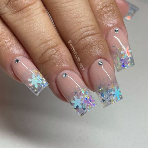 ✨Oswego Nail Tech✨ on Instagram: "❄️icey tips to welcome December❄️ I have 3 openings available before Christmas! Use “book now” button on profile 🤍 Thank you to everyone who booked a Winter/Xmas freestyle and making your nail tech happy 🤩 Unfortunately, I’ve removed that option as I have 53 freestyles booked this month 😰😰 can’t wait to share what I come up with! #nailsofinstagram #nails #nailart #naildesigns #naildesign #nails💅 #frenchnails #sweaternails #swarovski #swarovskinails #squar Icey Nails Designs, Winter Encapsulated Nails, Christmas Aquarium Nails, Christmas Freestyle Nails, Encapsulated Snowflake Nails, Snowflake Glitter Nails, Snowflake Nails Short, Glitter Snowflake Nails, Short Winter Nail Designs