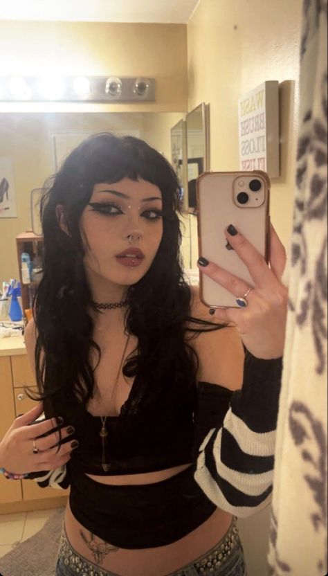 Long Hair With Bangs Long Face, Eyeliner All Around Eye, Tattooed Mom Aesthetic, Gothic Curly Hair, Curly Hair Micro Bangs, Alt Hair Bangs, Hot Girlfriend Haircut, Hair Styles Goth, Goth Girl Hair