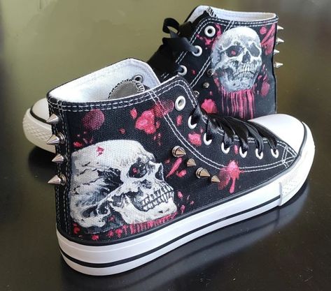 Converse With Spikes, Converse Shoe Art, Shoe Customization Ideas, Goth Converse, Skull Converse, Paint On Shoes, Art On Shoes, All Star Aesthetic, Spike Boots