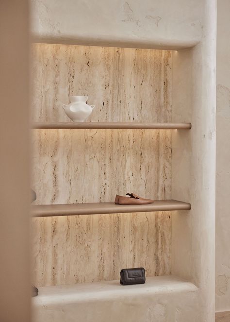 Retail Shelving Ideas, Aesthetic Shelving, Modern Boutique Interior, Akin Atelier, Retail Aesthetic, Store Shelving, Display Retail, Marble Shelf, Retail Boutique