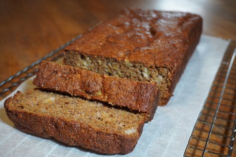 Moist Spelt Banana Bread Spelt Flour Banana Bread, Spelt Banana Bread, Pumpkin Banana Bread, Flours Banana Bread, Weekday Breakfast, Dark Brown Sugar, Savory Bread, Spelt Flour, Chocolate Spread