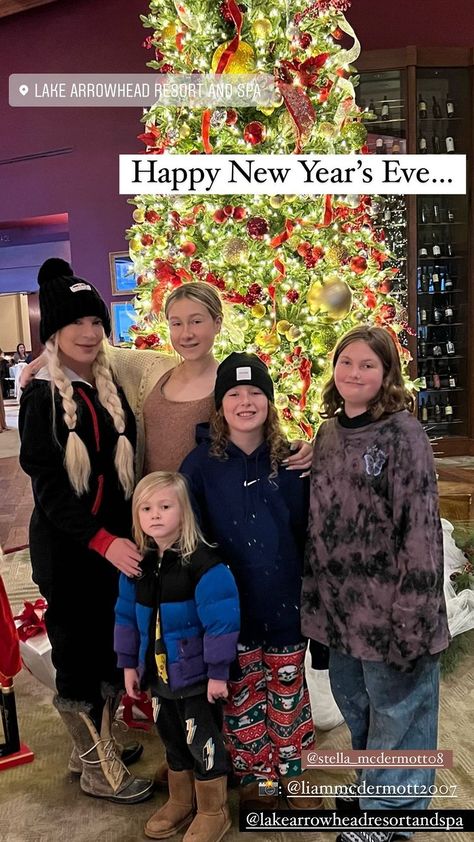 Tori Spelling, Happy New Years Eve, Lake Arrowhead, New Years Eve, Happy New, Happy New Year, Instagram Story, Lake, Photo And Video