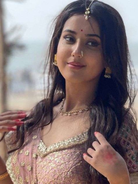 Riya Sharma As Tara, Dhruv Tara Serial, Narayan Laxmi, Dhruv Tara, Riya Sharma, Indian Bride Makeup, Serial Actress, Punjabi Dress, Actress Images