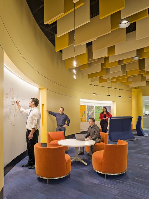 Effective Collaboration Spaces for Research | Lab Manager University Collaboration Space, Collaboration Space Office, Tech Exhibition, Collaboration Space Design, Faculty Room, Office Collaboration Space, Mobile Classroom, Tiny Interior, Collaborative Learning Spaces