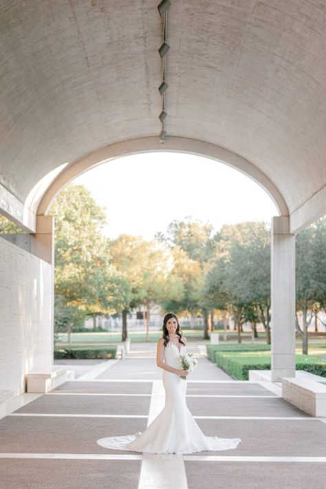 Victoria’s Bridal Portraits at the Kimbell Art Museum | Dallas Wedding Photographer | samikathryn.com Kimbell Art Museum, Dallas Wedding, Bridal Inspiration, Bridal Portraits, Mermaid Wedding, Mermaid Wedding Dress, Art Museum, Dallas, Wedding Photographer