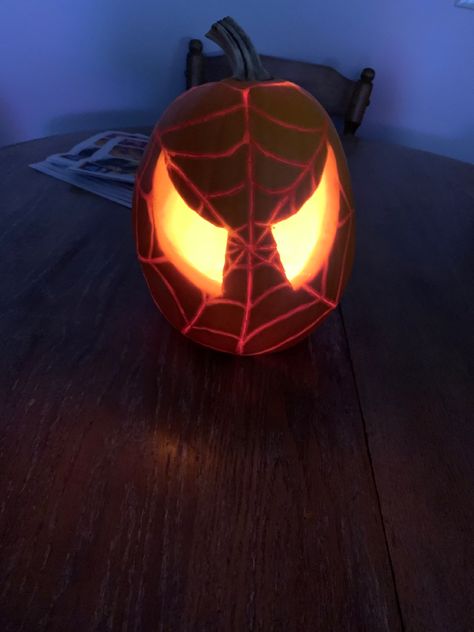 Spider man carved pumpkin,I used a fork and toothpick to carve the web lines and a knife to cut eyes & top. Spiderman Pumpkin, Pumpkin Carving, Paper Lamp, Novelty Lamp, Table Lamp, Carving, Home Decor