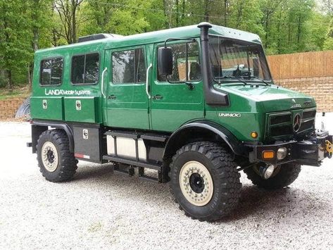 Vw T3 Doka, Mercedes Unimog, Explorers Club, Mercedes Benz Unimog, Vw Lt, Bug Out Vehicle, Mercedes Benz Trucks, Winter Car, Expedition Truck