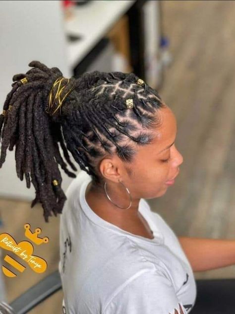 Loc Styles With Curly Ends, Loc Ponytail Styles Black Women, Lox Styles, Microloc Styles, Latest Dreadlocks Styles, Color Locs, Loc Updos, Mommy Hair, Short Dreadlocks Styles