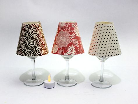 DIY wineglass miniature lampshades. Mini Lamp Shades, Mini Lamps, Lamp Shade Crafts, Lampshade Diy, Miniature Lamp, Diy Swimming Pool, Real Flame, Mini Lamp, Small Lamp