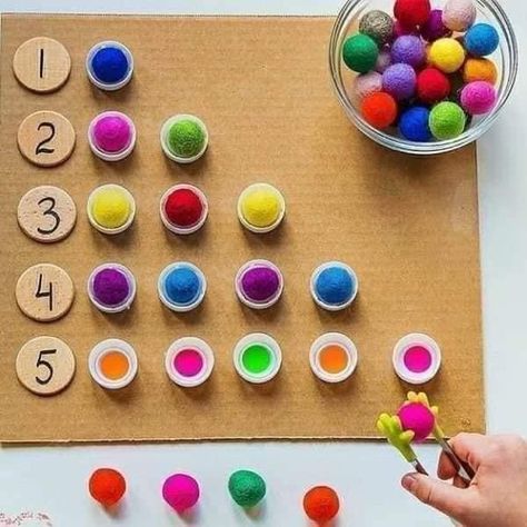 Math For Toddlers Ideas, Montessori Toddler Activities, Preschool Fine Motor, Baby Learning Activities, Math Activities Preschool, Creative Activities For Kids, Preschool Lessons, Kids Learning Activities, Toddler Learning Activities